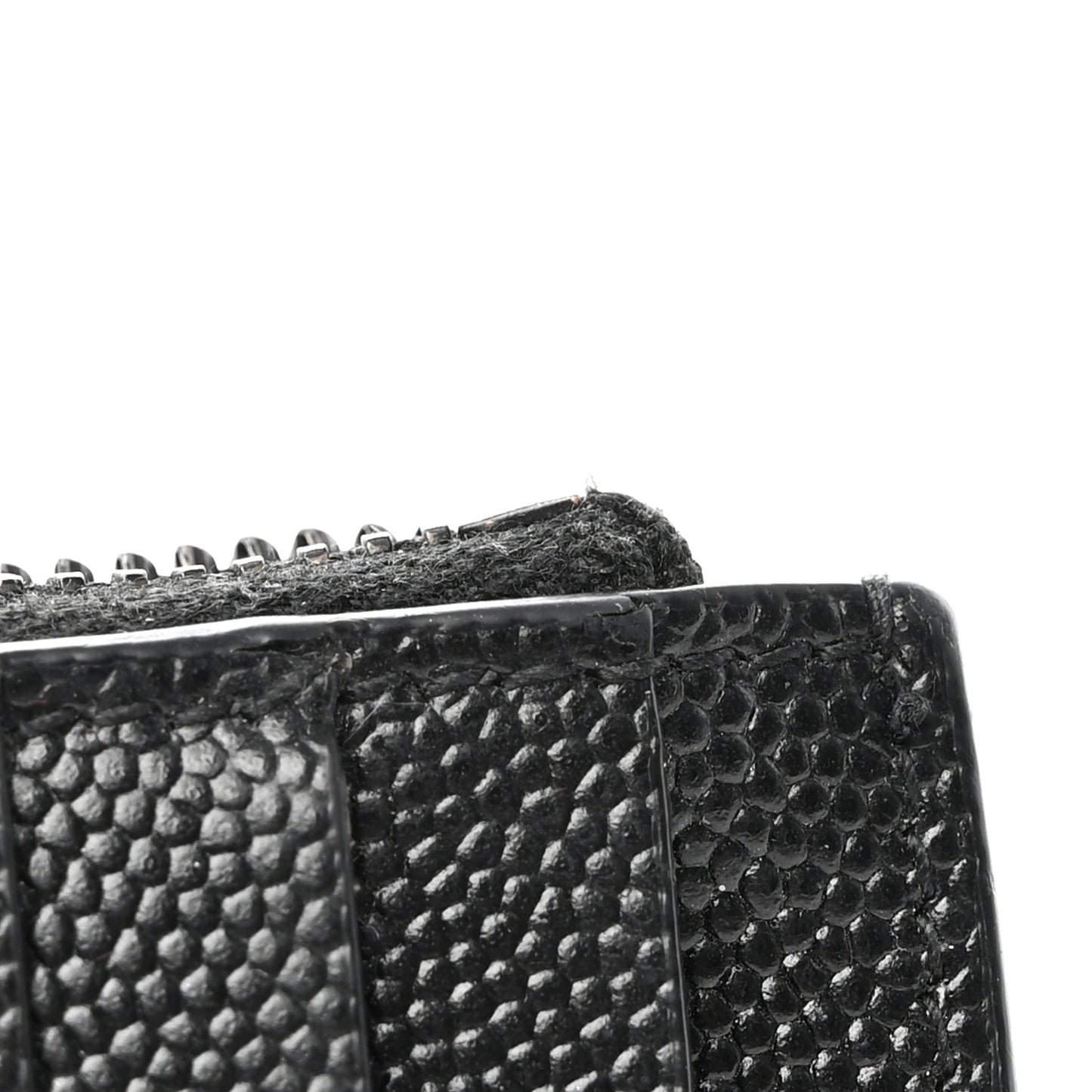 SAINT LAURENT Grain De Poudre Matelasse Chevron Monogram Fragments Zippered Card Case Black