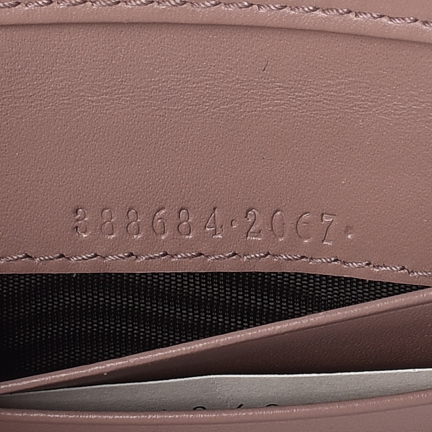 Gucci Guccissima Bow Train Pass Case Soft Pink 8 of 16