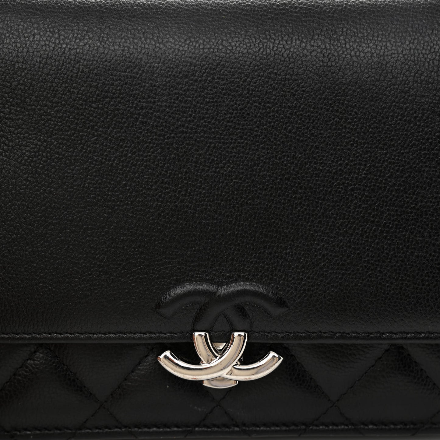 Grained Calfskin Quilted CC Box Wallet On Chain WOC Black