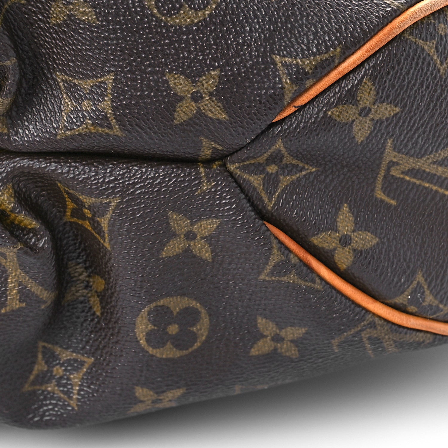 Louis Vuitton Monogram Kalahari GM 8 of 8