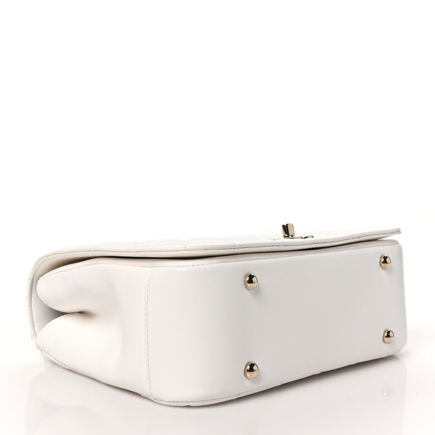 Lambskin Quilted Medium Carry Chic Flap White