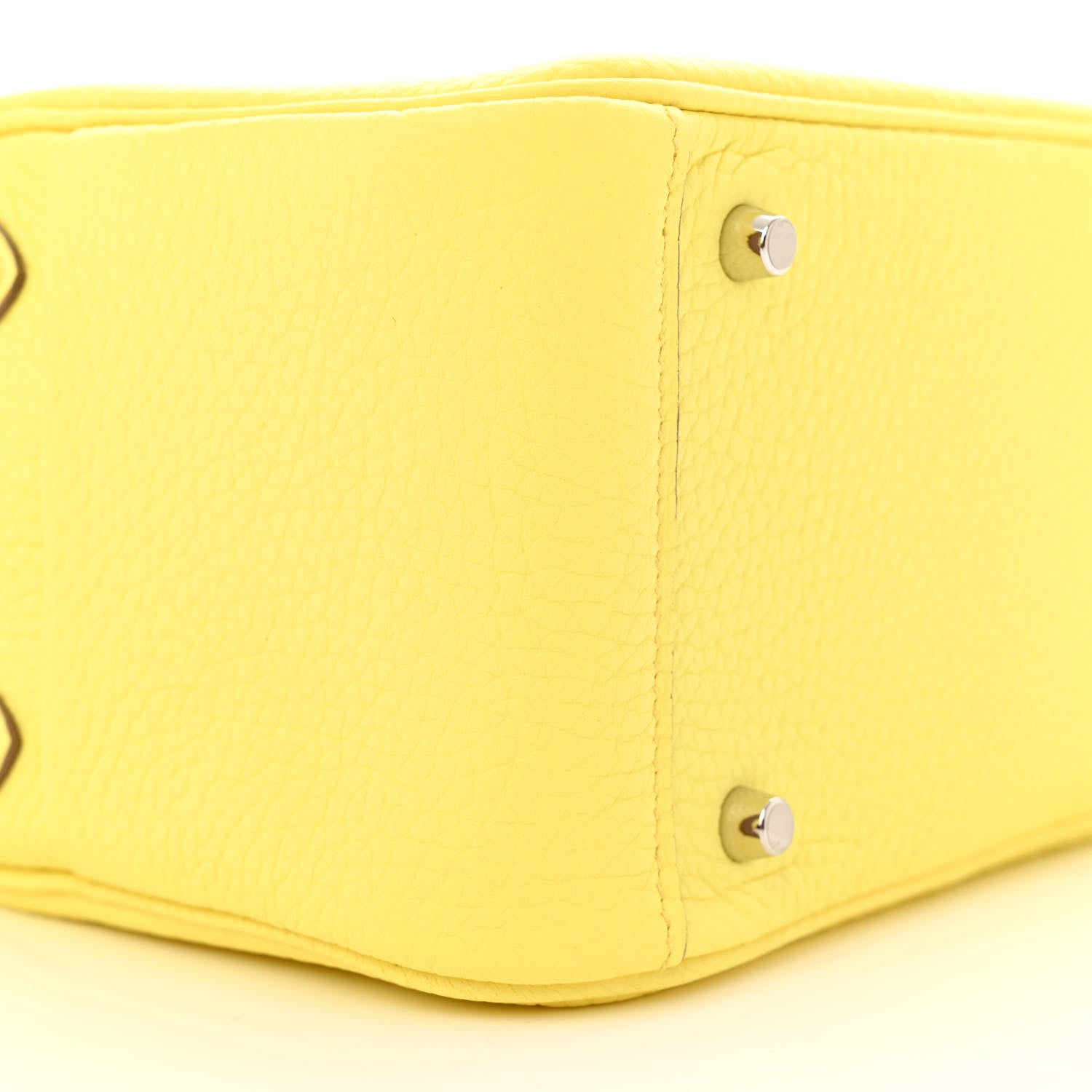 Hermes Taurillon Clemence Mini Lindy 20 Lime 9 of 11