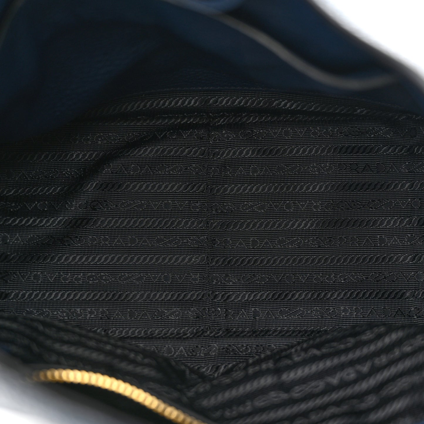 Vitello Daino Hobo Messenger Bag Baltico
