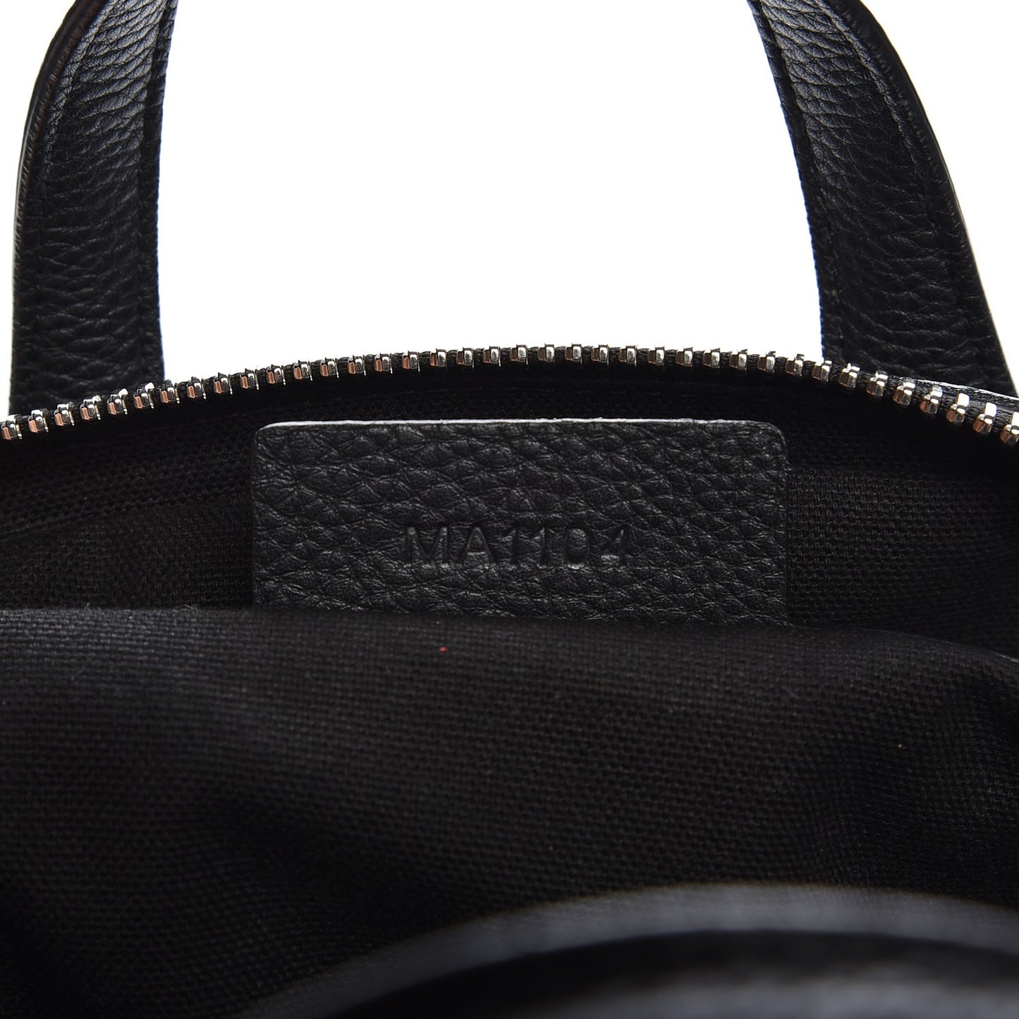 Pebbled Calfskin Medium Palma Nightingale Black