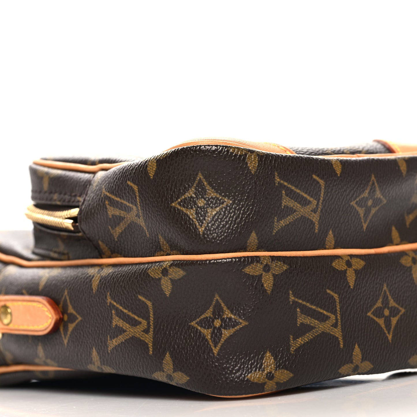 Monogram Amazone