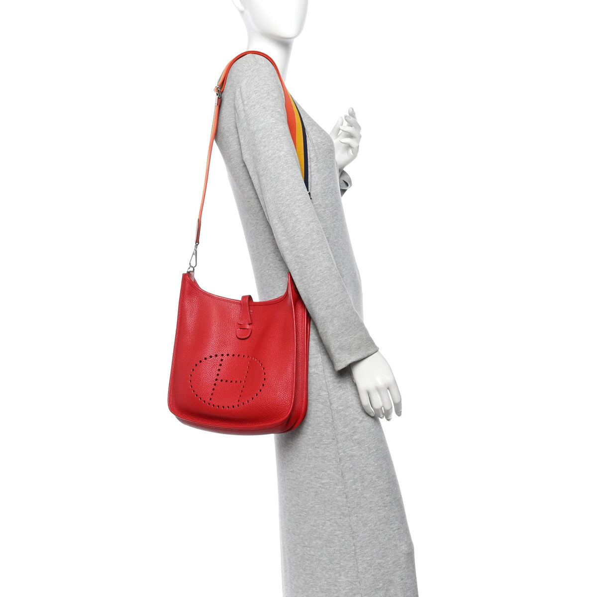 Hermes Taurillon Clemence Amazone Evelyne III PM Rouge Casaque 2 of 12