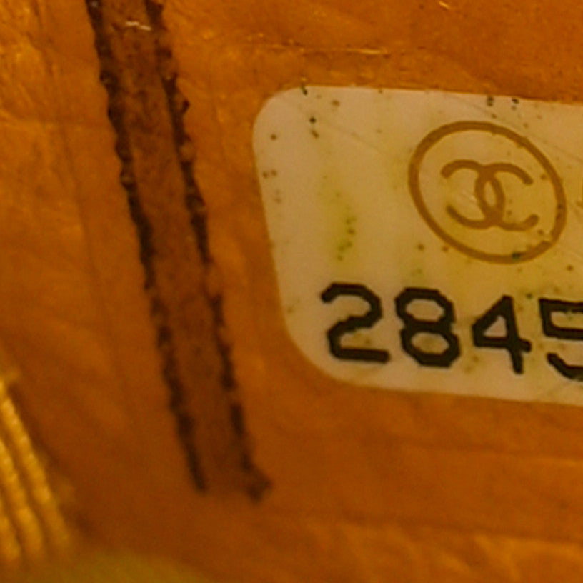 Caviar Chevron Quilted Medium Boy Flap Yellow