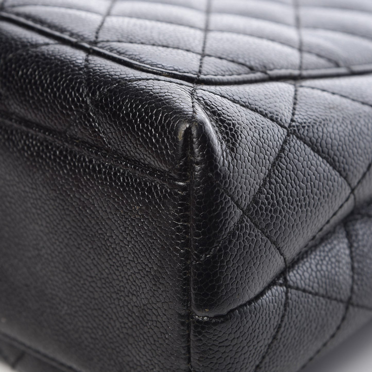 Caviar Quilted Jumbo Kelly Flap Black