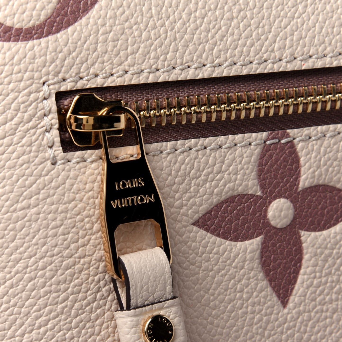 Empreinte Monogram Giant Pochette Metis Creme Bois De Rose