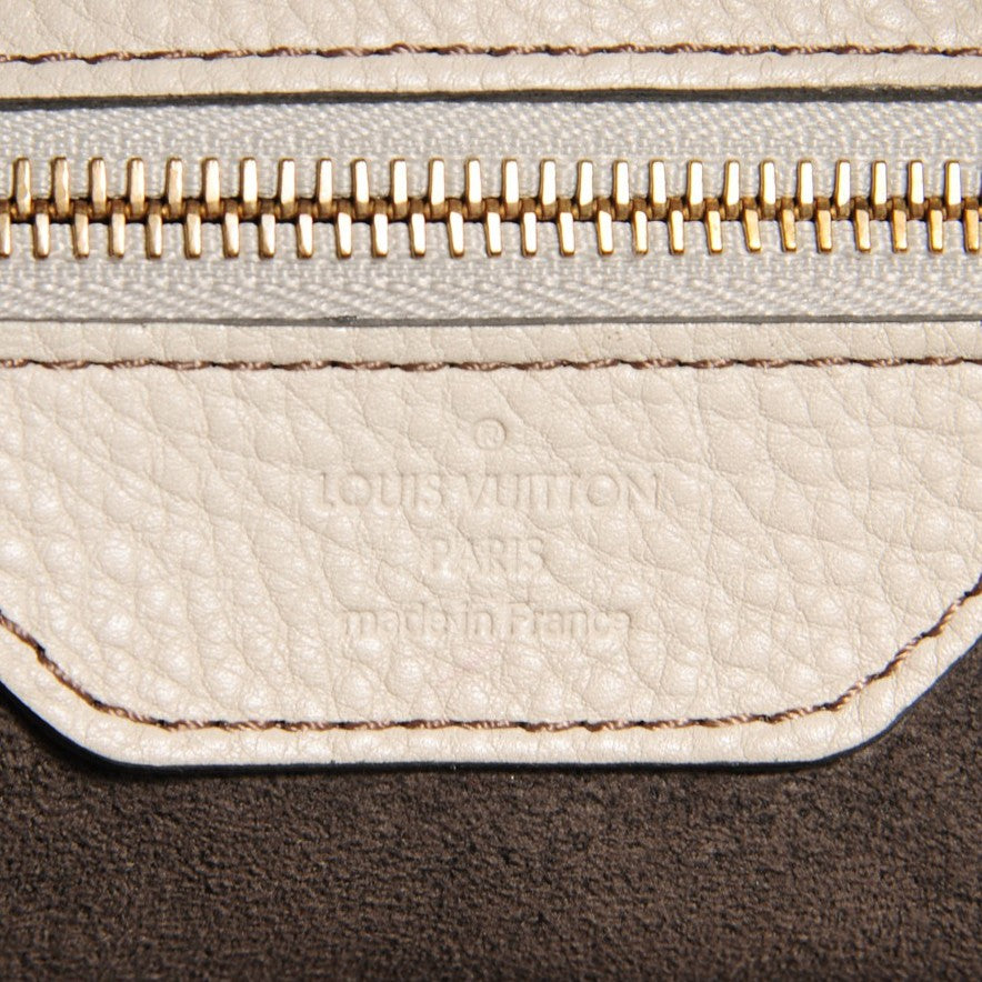 Louis Vuitton Mahina XL Gris 7 of 7