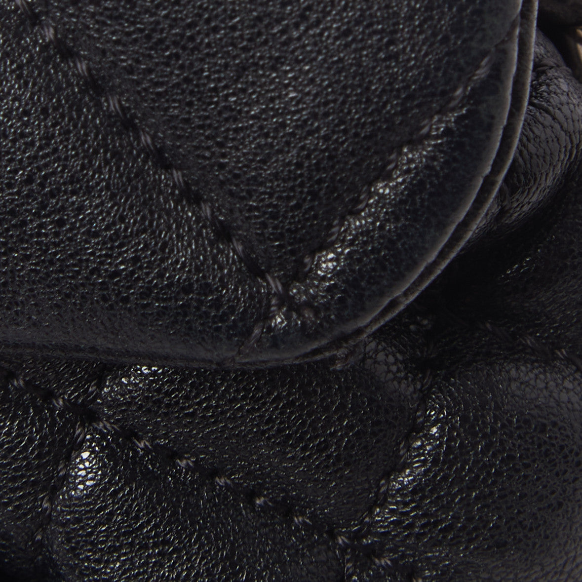 Washed Lambskin Quilted Mini Chain Around Flap Black