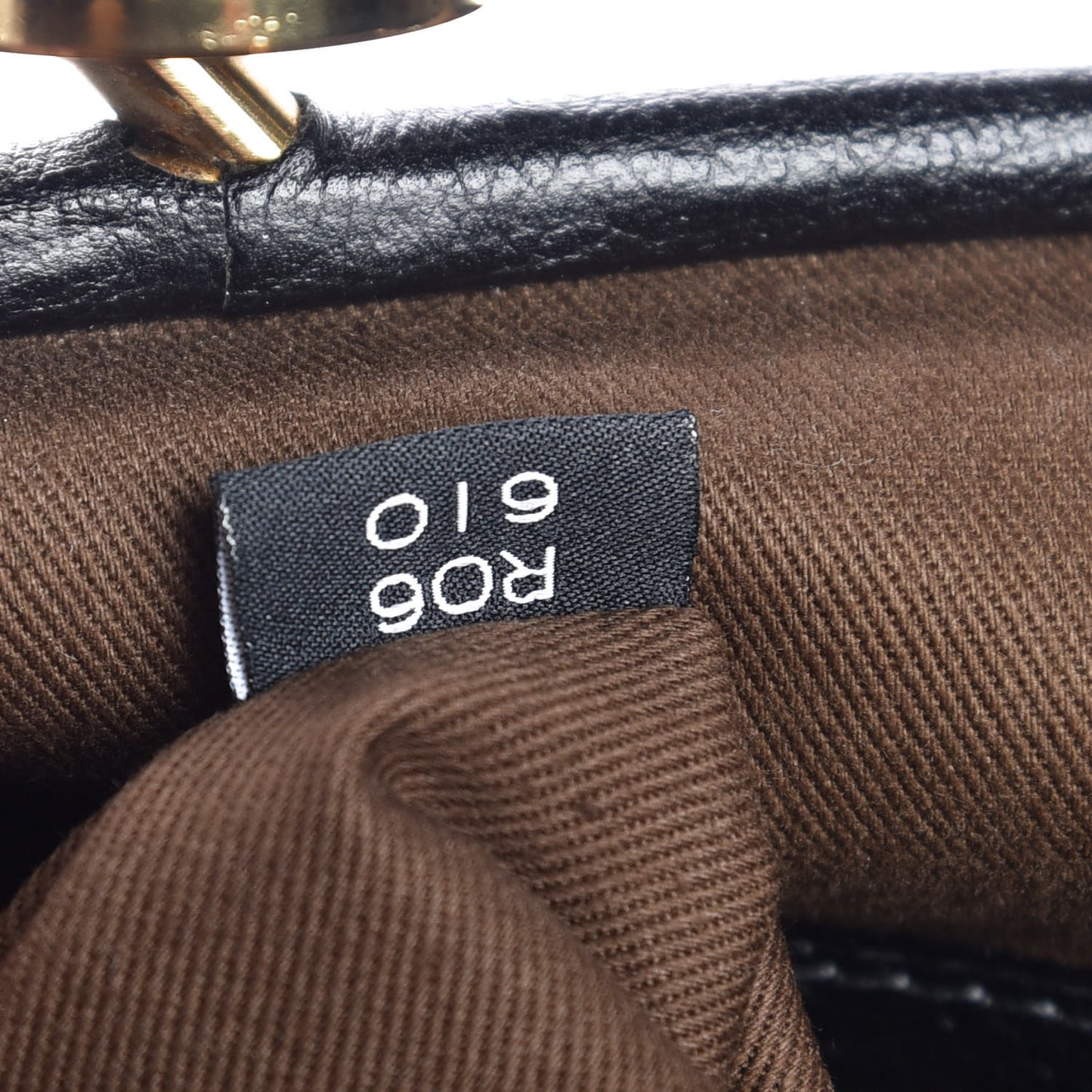 Calfskin Quilted Stam Black