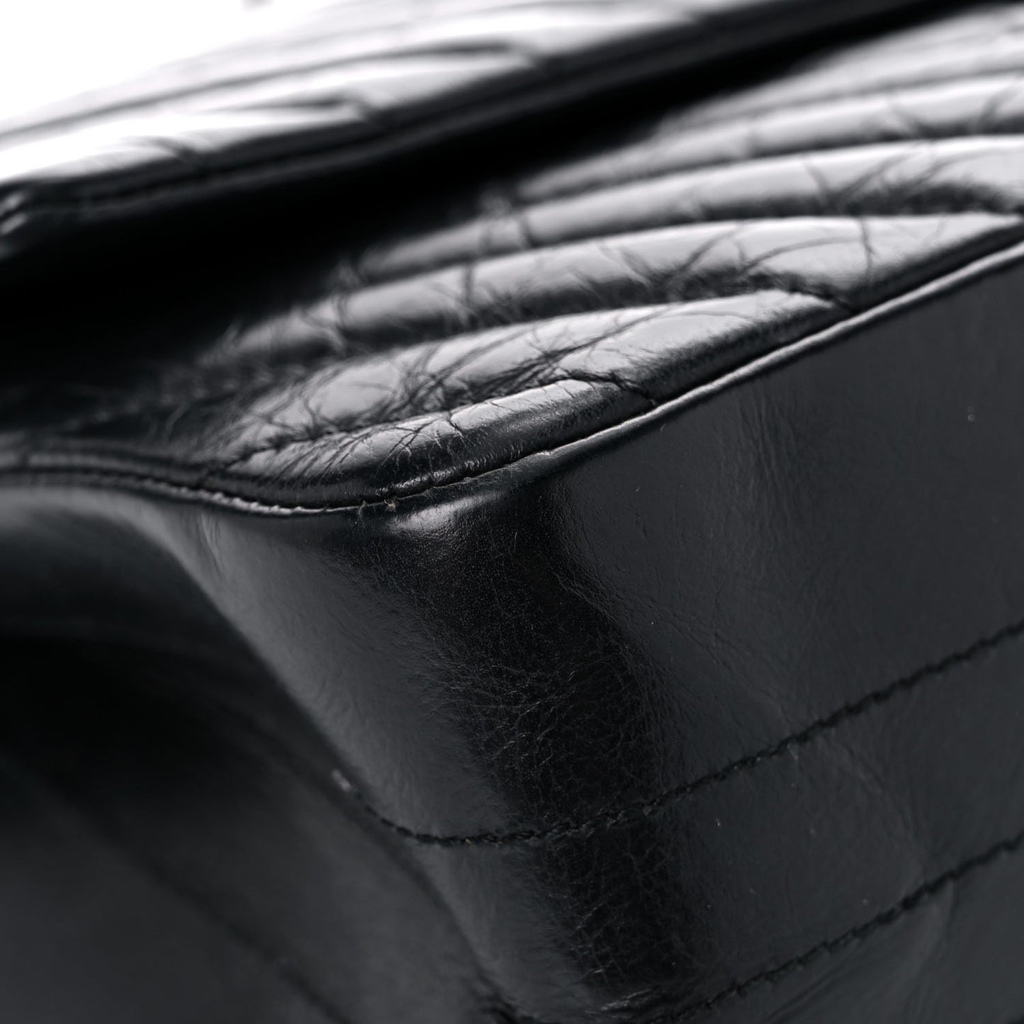 Aged Calfskin Chevron Quilted 2.55 Reissue 226 So Black