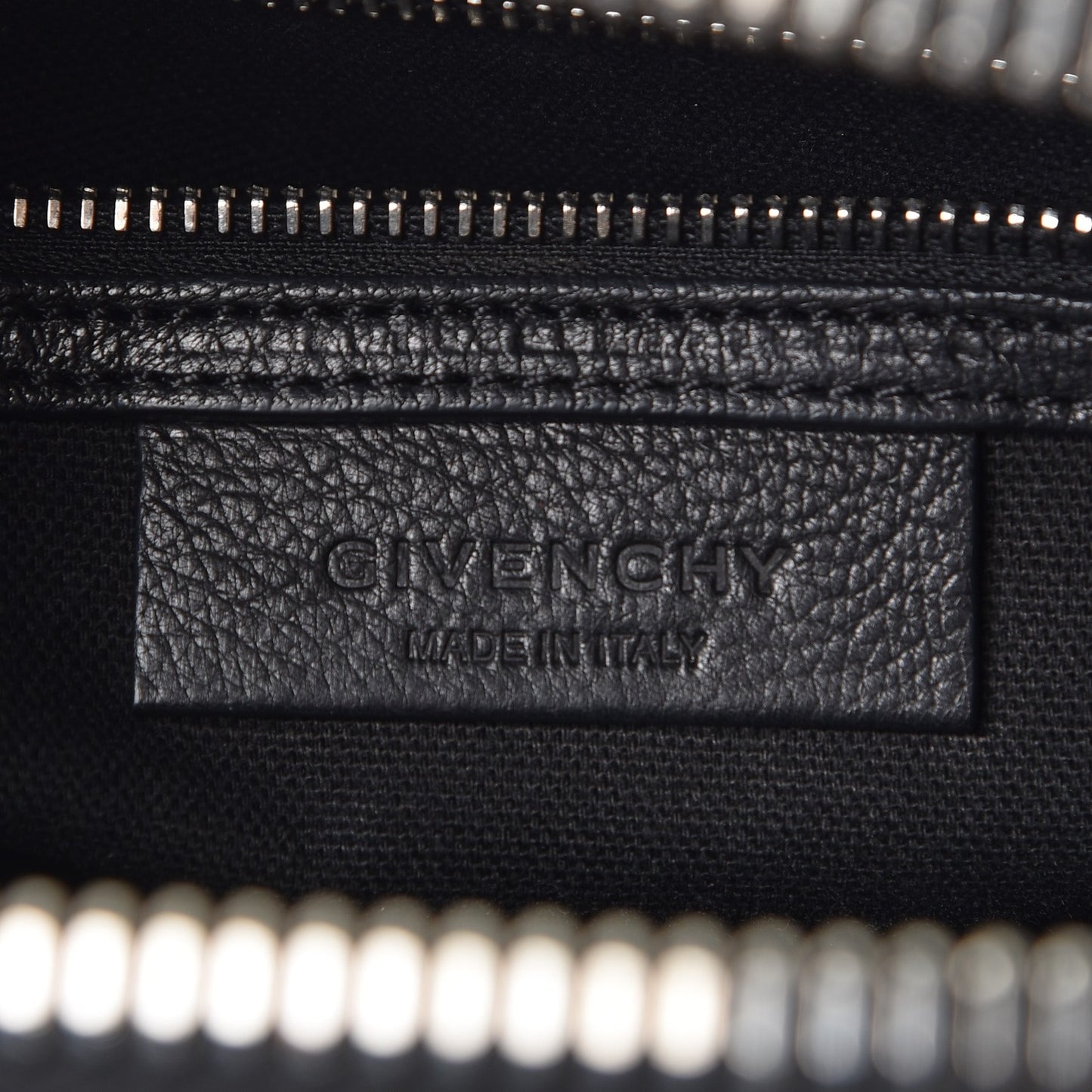 Sugar Goatskin Small Antigona Black