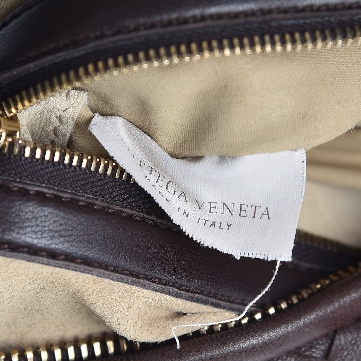 Nappa Intrecciato Medium Veneta Hobo Ebano