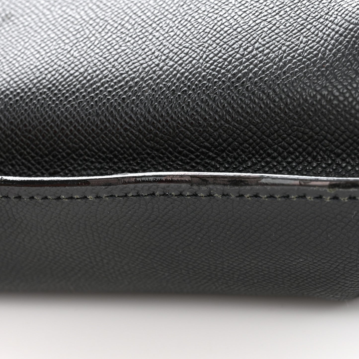 Caviar Tote Black