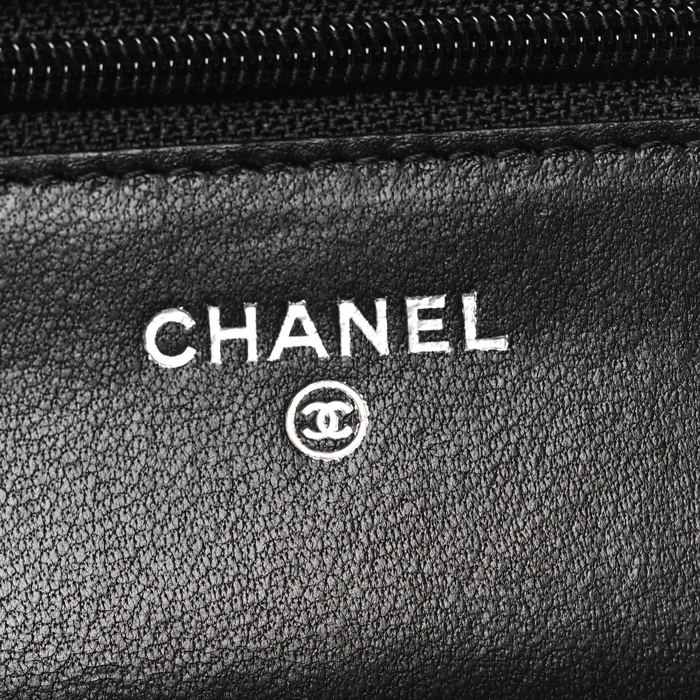 Lambskin Quilted Wallet On Chain WOC Black
