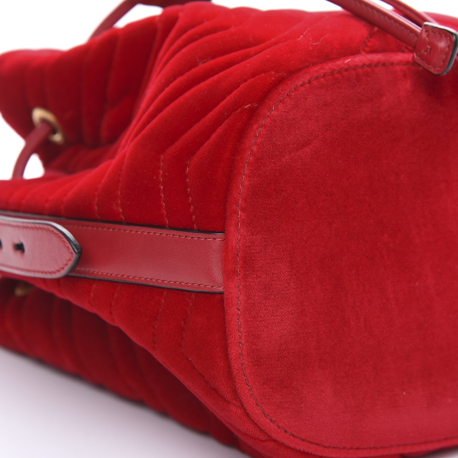 Gucci Velvet Matelasse GG Marmont Bucket Bag Hibiscus Red 10 of 11