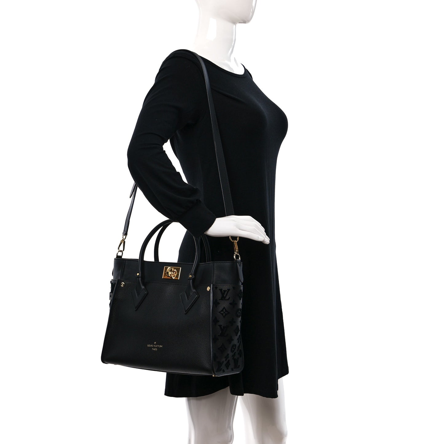 Calfskin Monogram Tufting On My Side Black