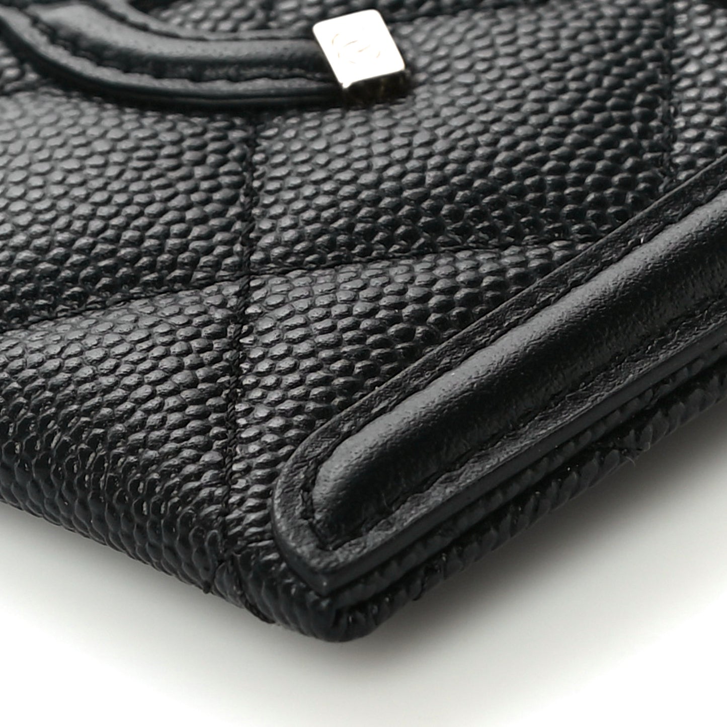 Caviar Quilted Filigree Card Holder Black