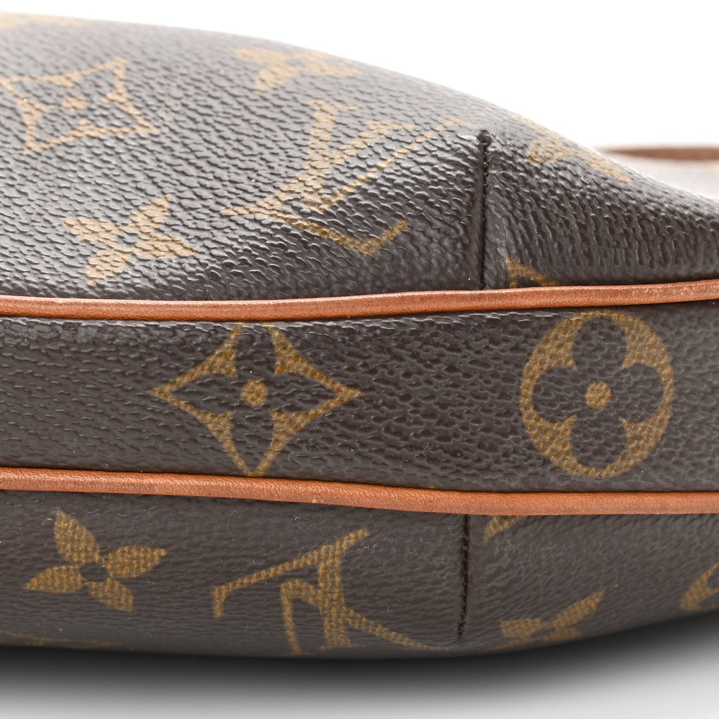Monogram Croissant PM