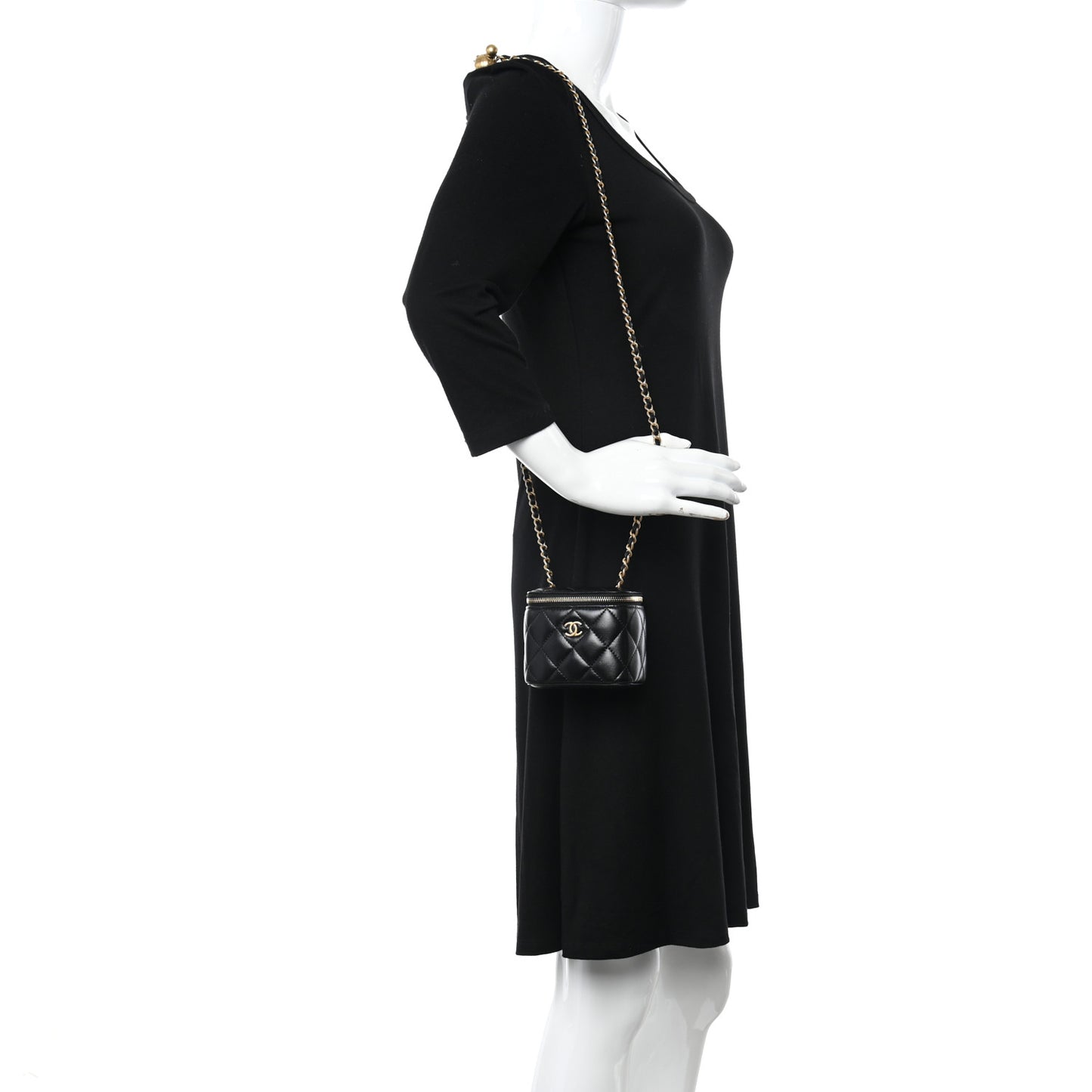 Lambskin Quilted Mini Pearl Crush Vanity Case With Chain Black