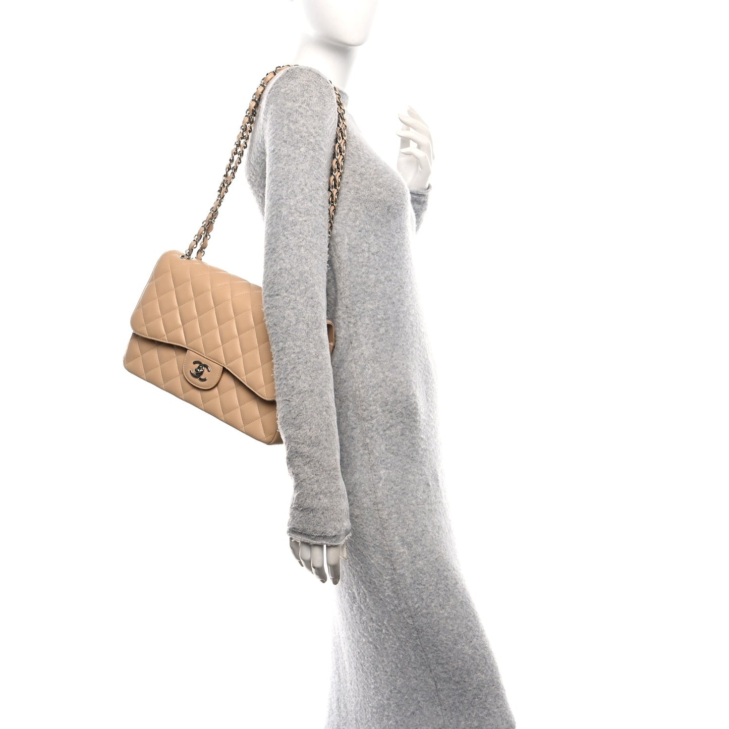 Caviar Quilted Jumbo Double Flap Beige Clair