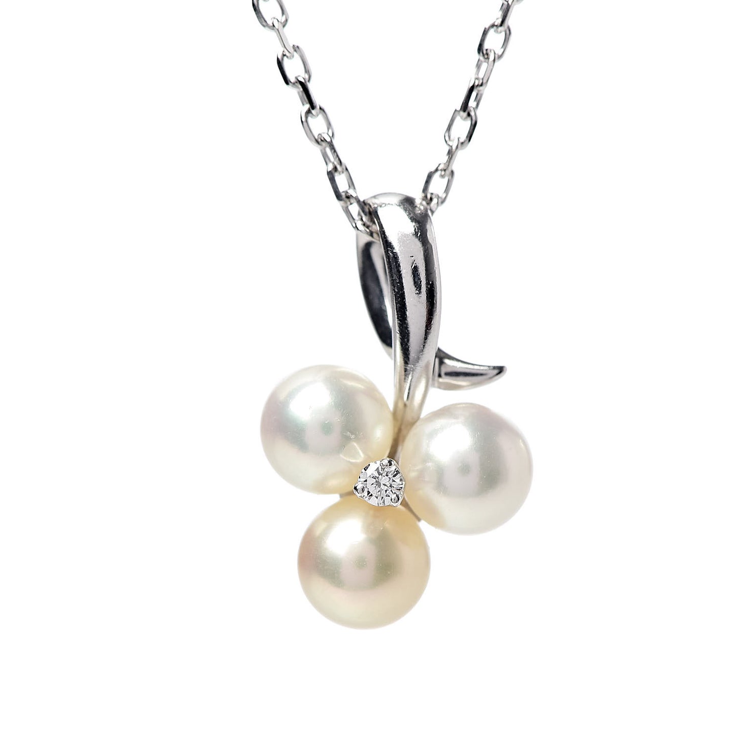 18K White Gold Diamond Akoya Pearl 4.5-5mm Pendant Necklace