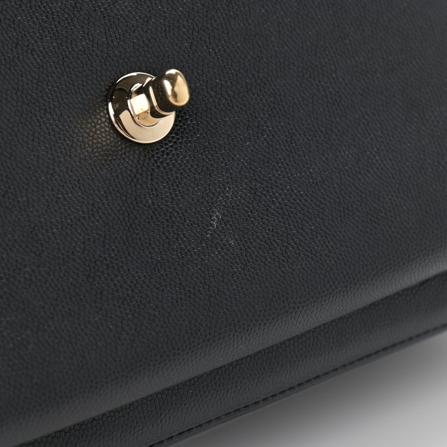 Caviar Quilted Large Business Affinity Flap Black