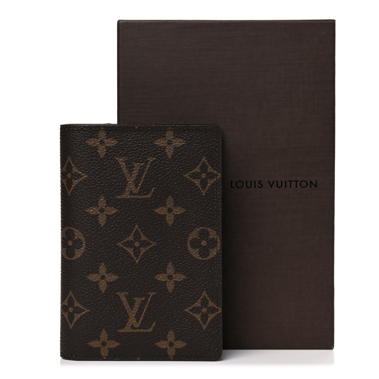Louis Vuitton Monogram Passport Cover 8 of 8