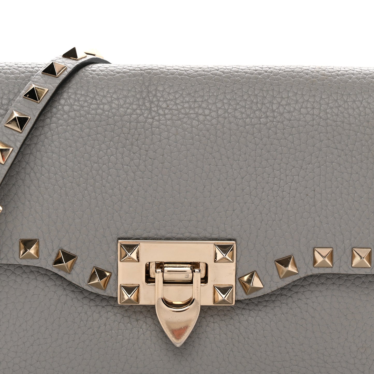 Pebbled Calfskin Medium Rockstud Flip Lock Crossbody Bag Pastel Grey