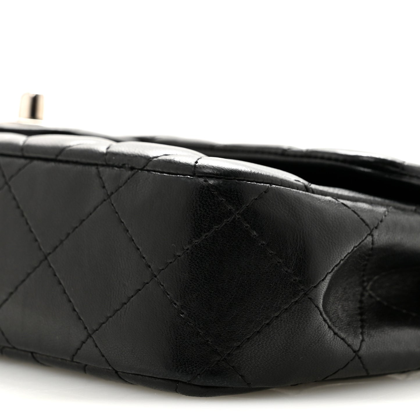 Lambskin Quilted East West Flap Black