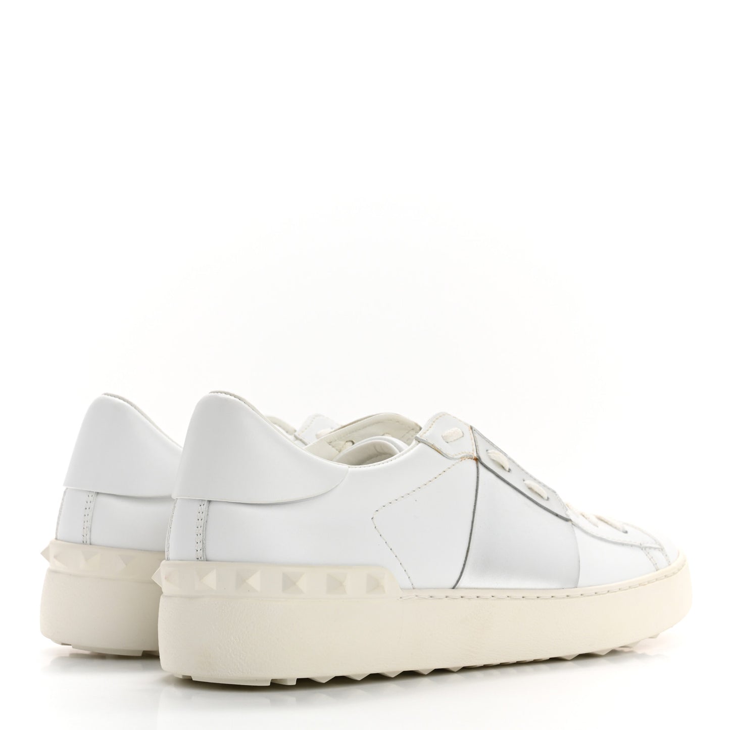 Calfskin Rockstud Open Sneakers 40 White Pewter