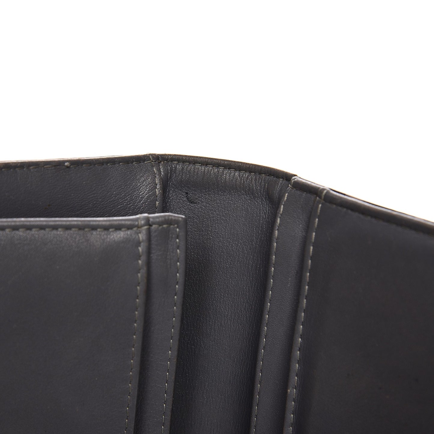 Patent Camellia Large Yen Wallet Black