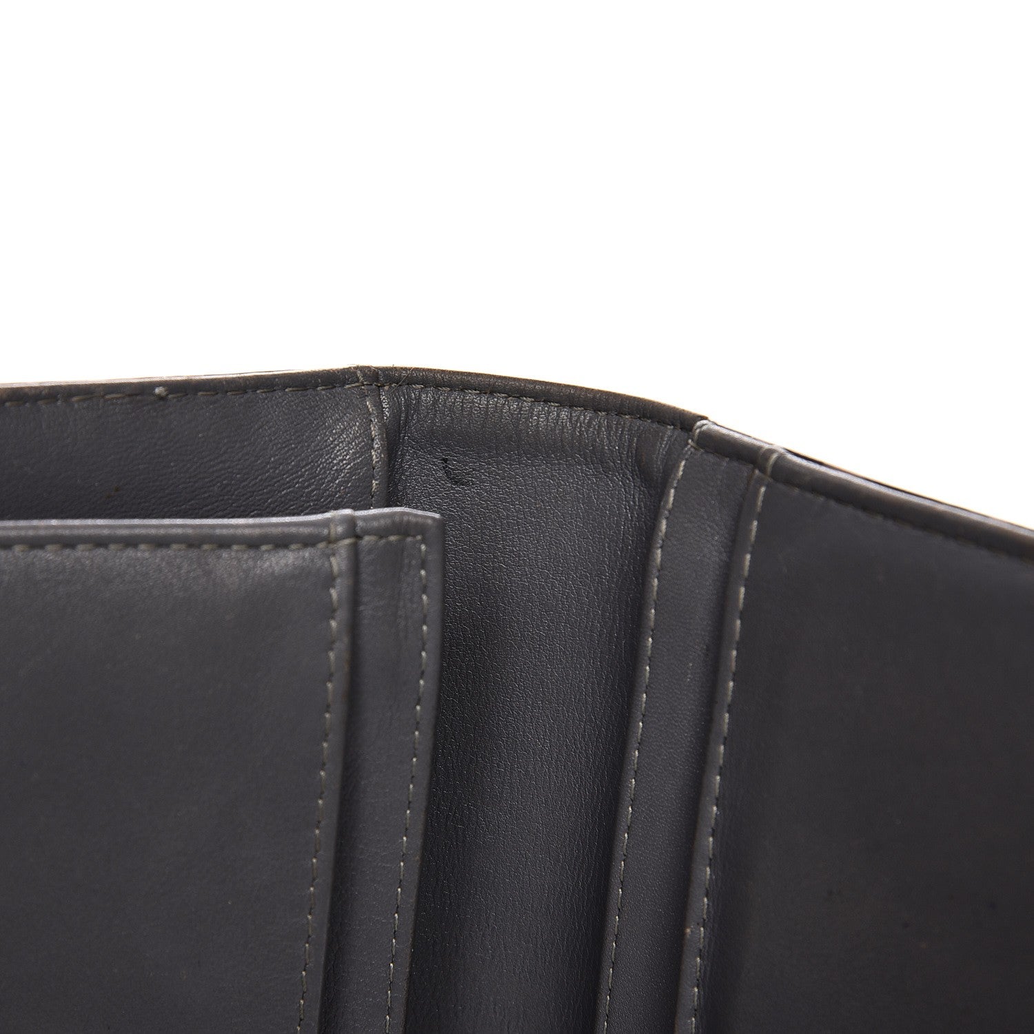 Chanel Patent Camellia Large Yen Wallet Black 17 of 18