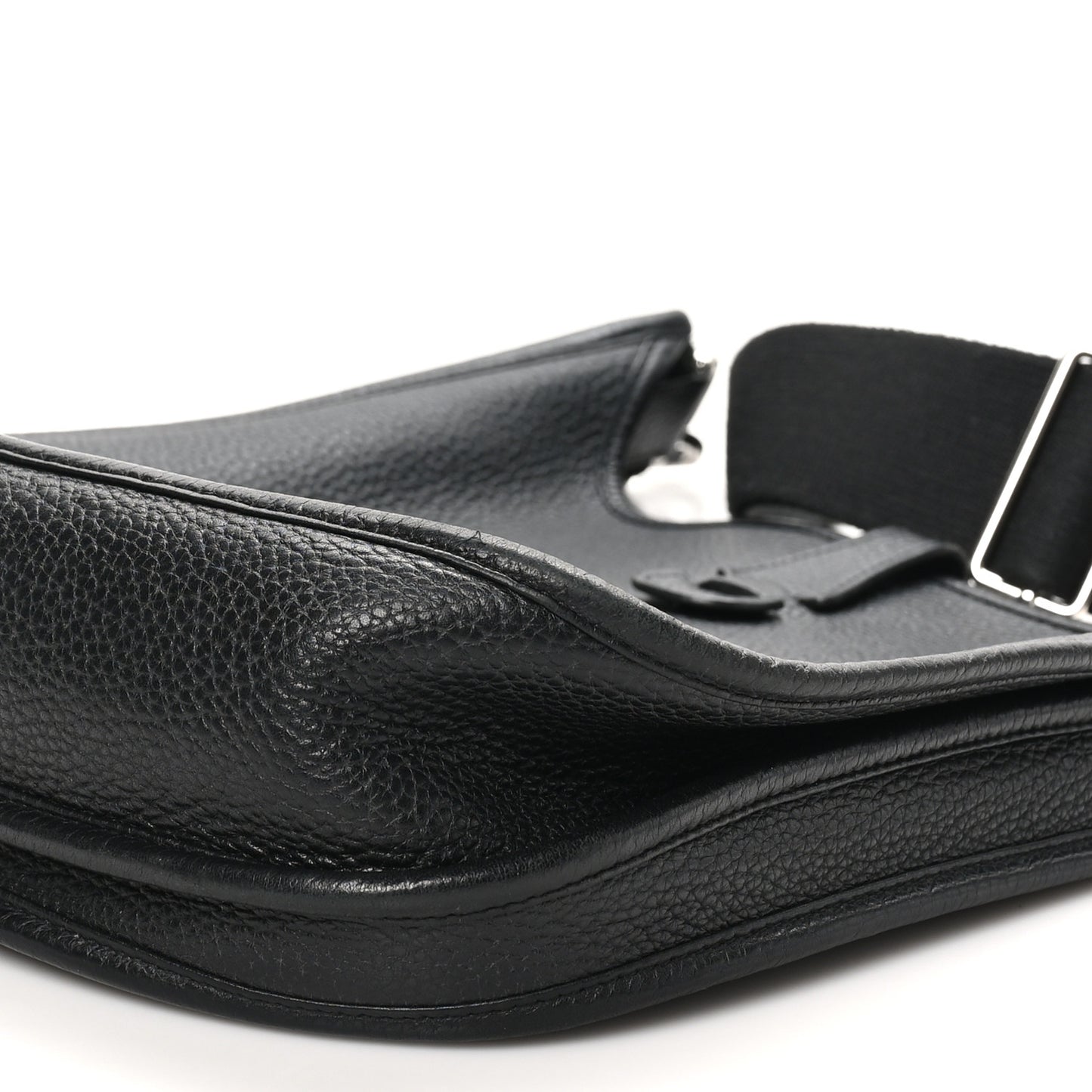 Taurillon Clemence Evelyne III PM Black