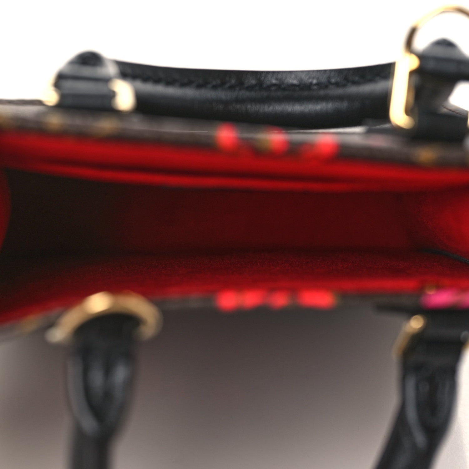 Louis Vuitton Monogram Fall In Love Petit Sac Plat 5 of 8