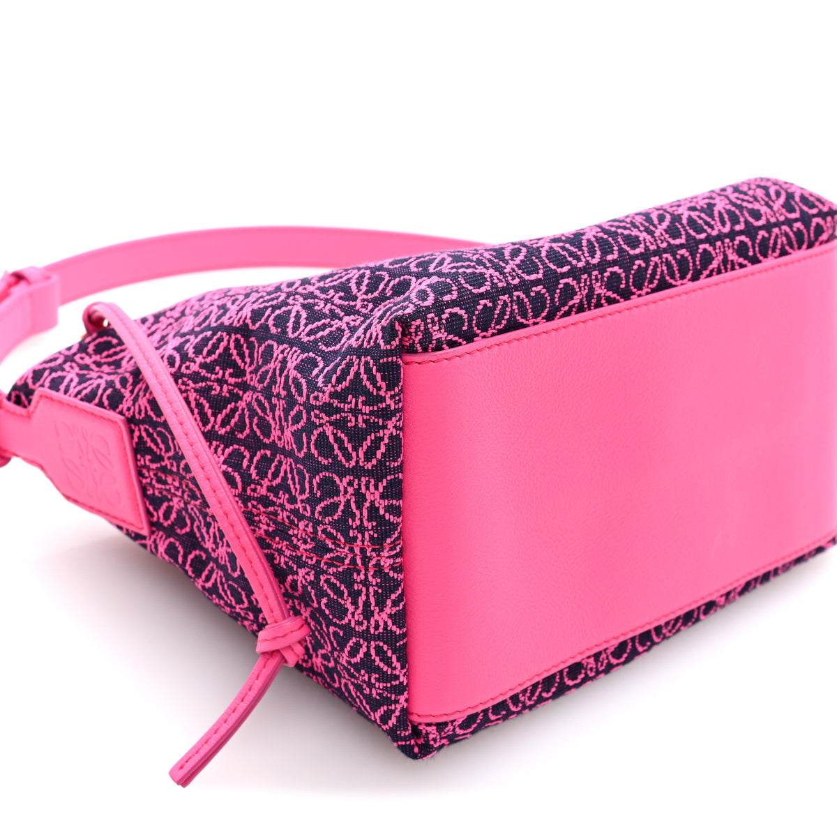Jacquard Anagram Calfskin Small Cubi Bag Pink