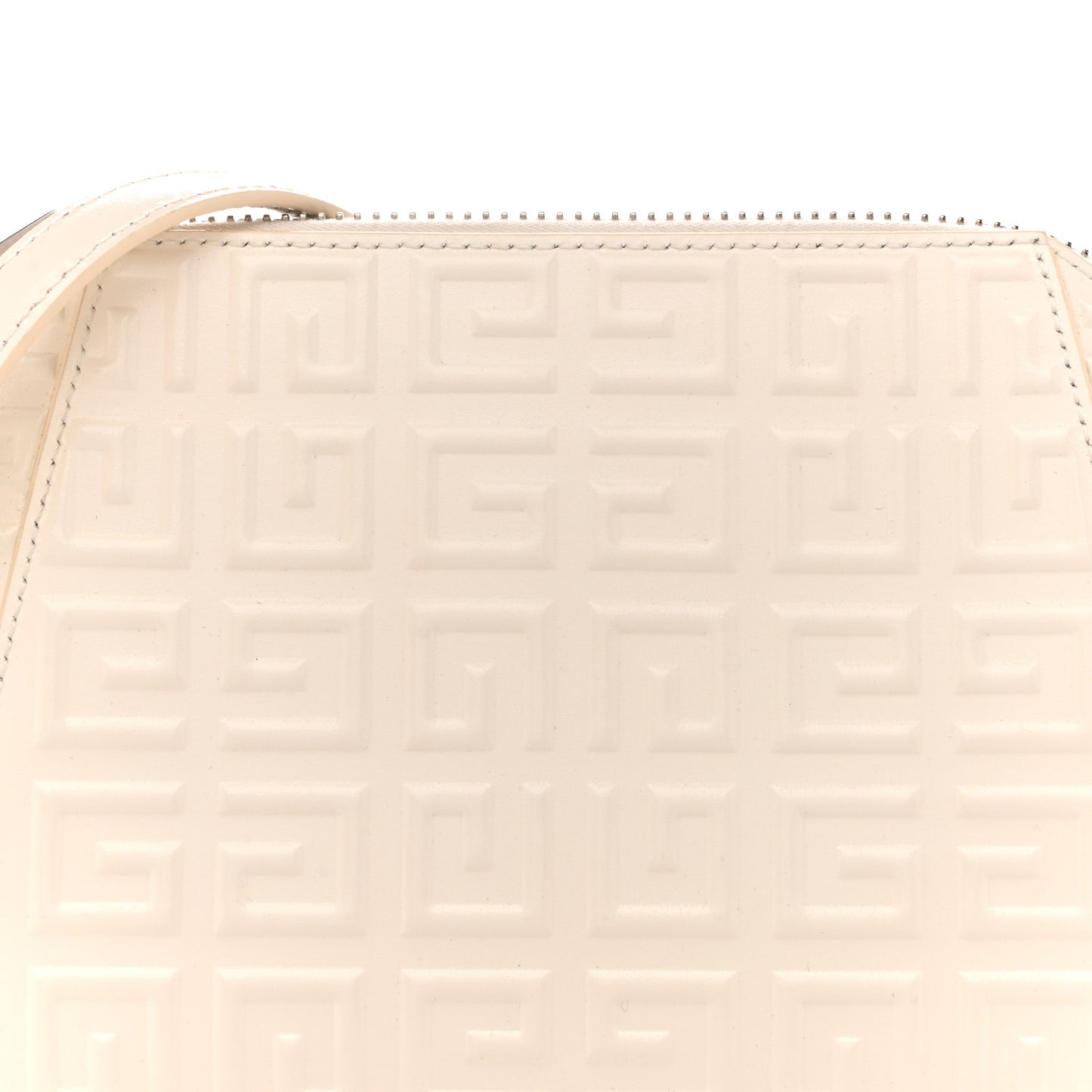 Calfskin Logo Embossed XS Antigona 4G Ivory