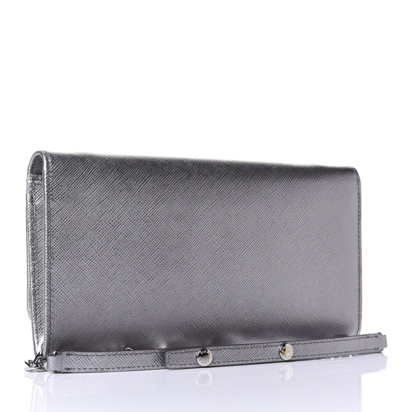 Metallic Saffiano Metal Chain Wallet Cromo