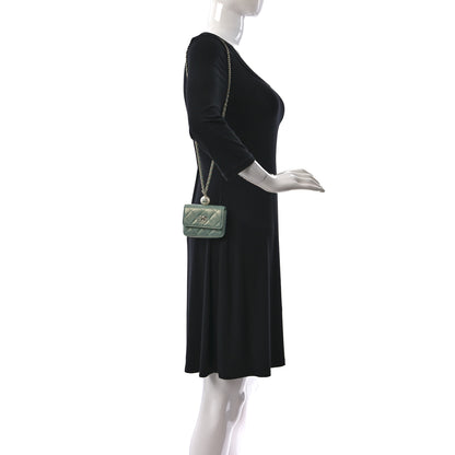 Chanel Iridescent Caviar Quilted Pearl On Top Coin Purse With Chain Light Green 2 of 11