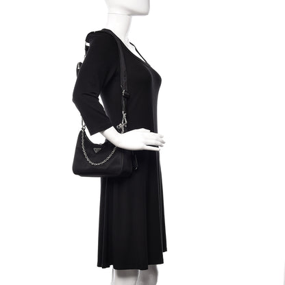 Prada Nylon Re-Edition 2005 Shoulder Bag Black 2 of 9