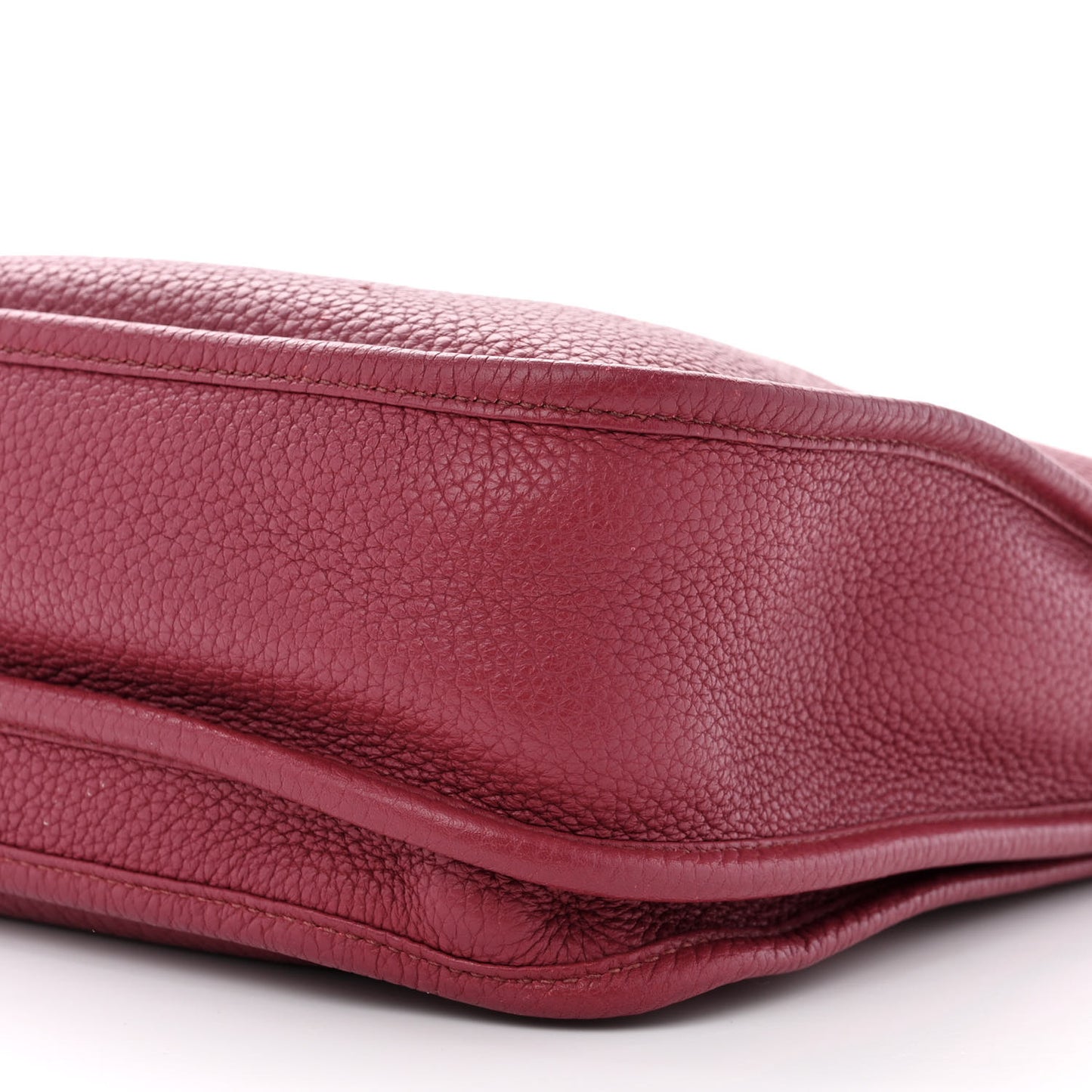 Taurillon Clemence Evelyne III PM Rubis