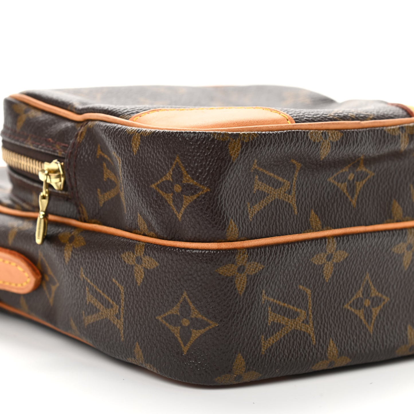 Monogram Amazone