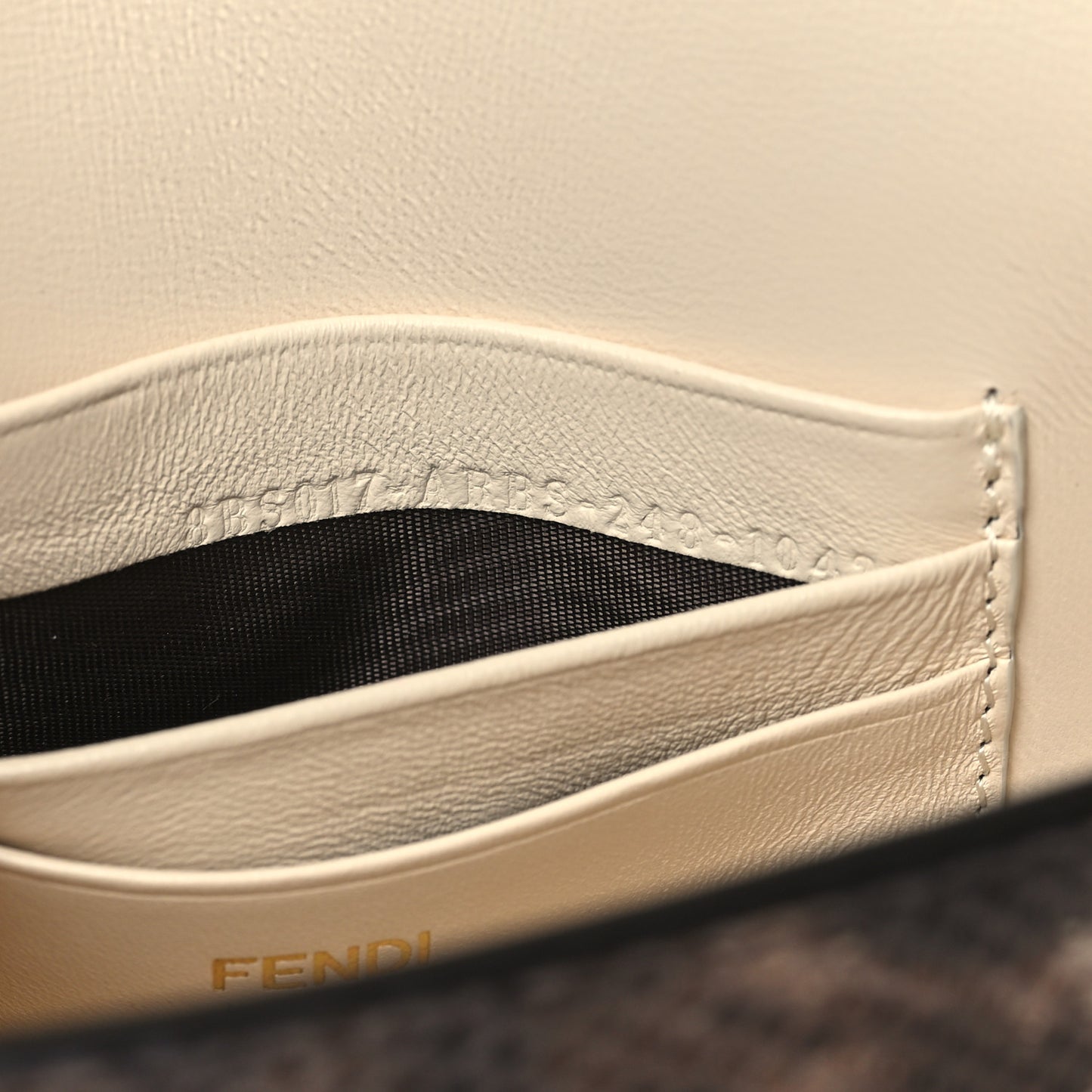 Vitello Karung Effect FF Mini Baguette Beige