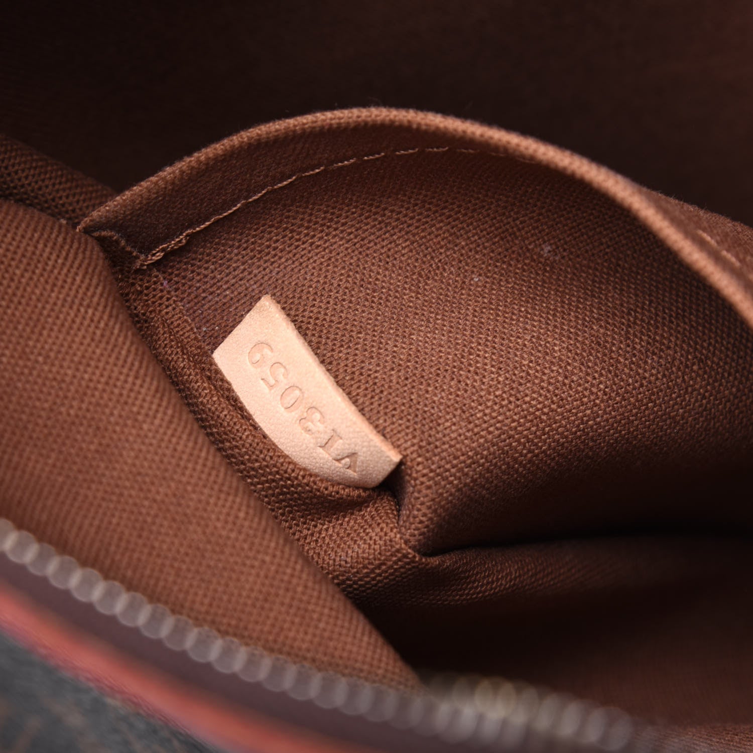 Louis Vuitton Monogram Odeon MM 7 of 21