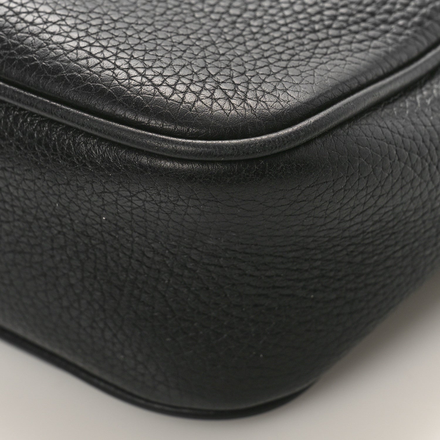 Gucci Pebbled Calfskin Small Soho Disco Bag Black 9 of 12