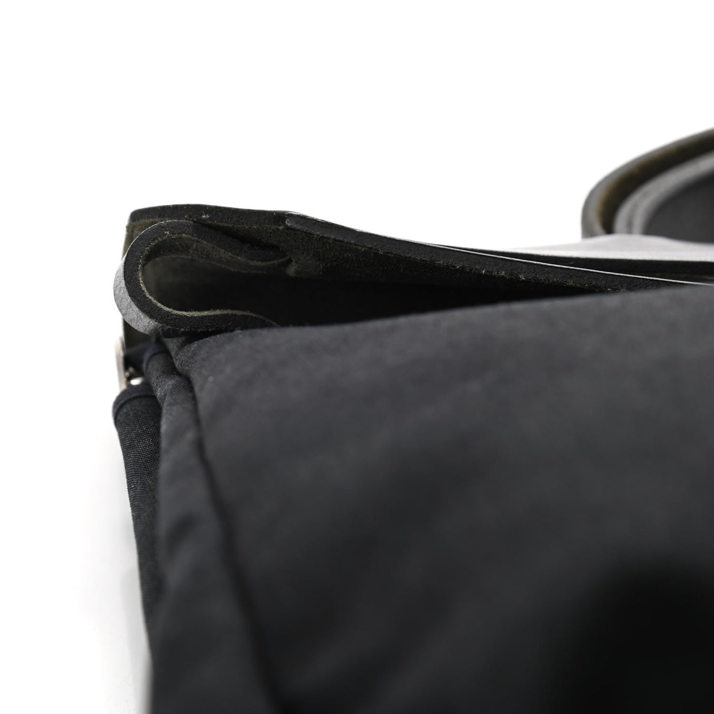 Toile Vache Calfskin Herbag 30 PM Black