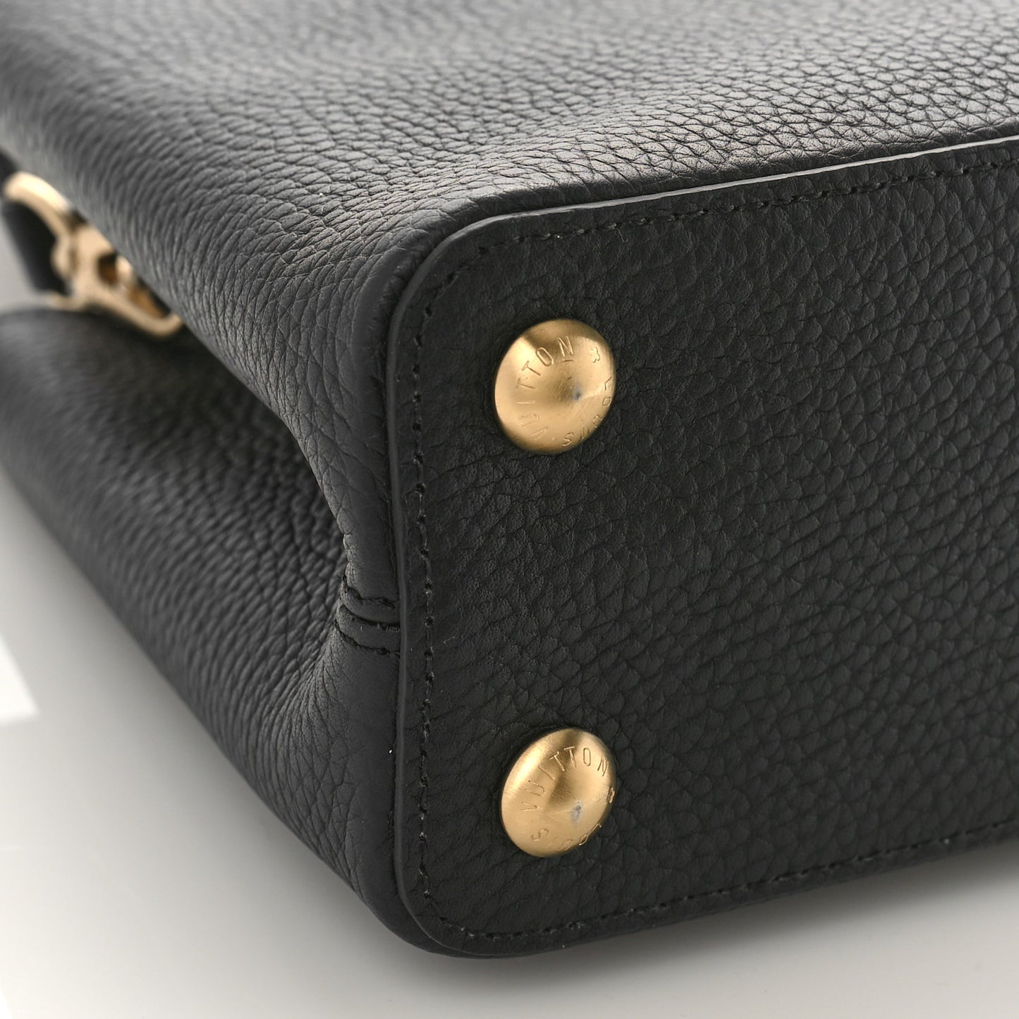 Taurillon Matte Brushed Metal Handle Capucines BB Black