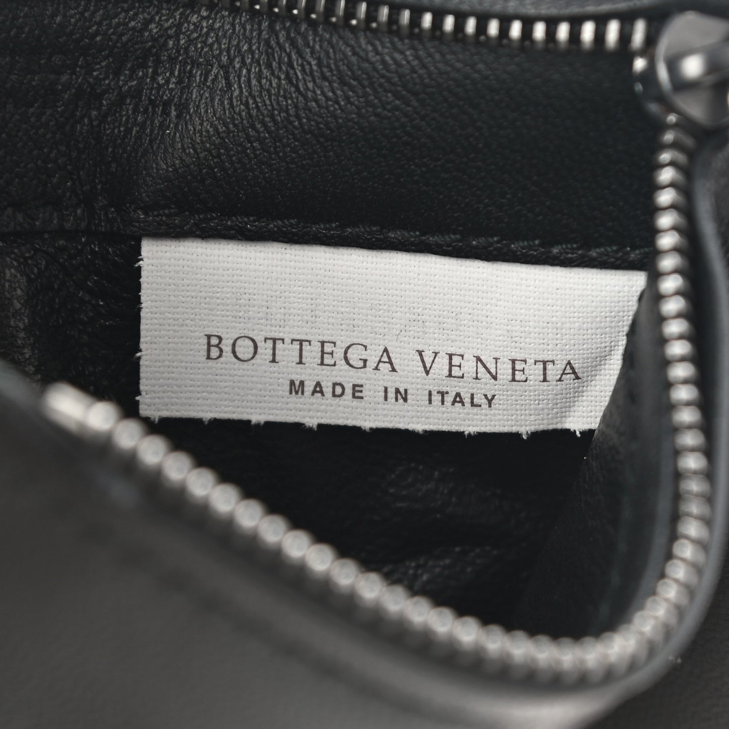 Nappa Intrecciato Zip Card Holder Black